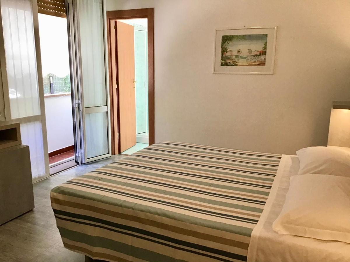La Coccinella Residence San Vincenzo Buitenkant foto