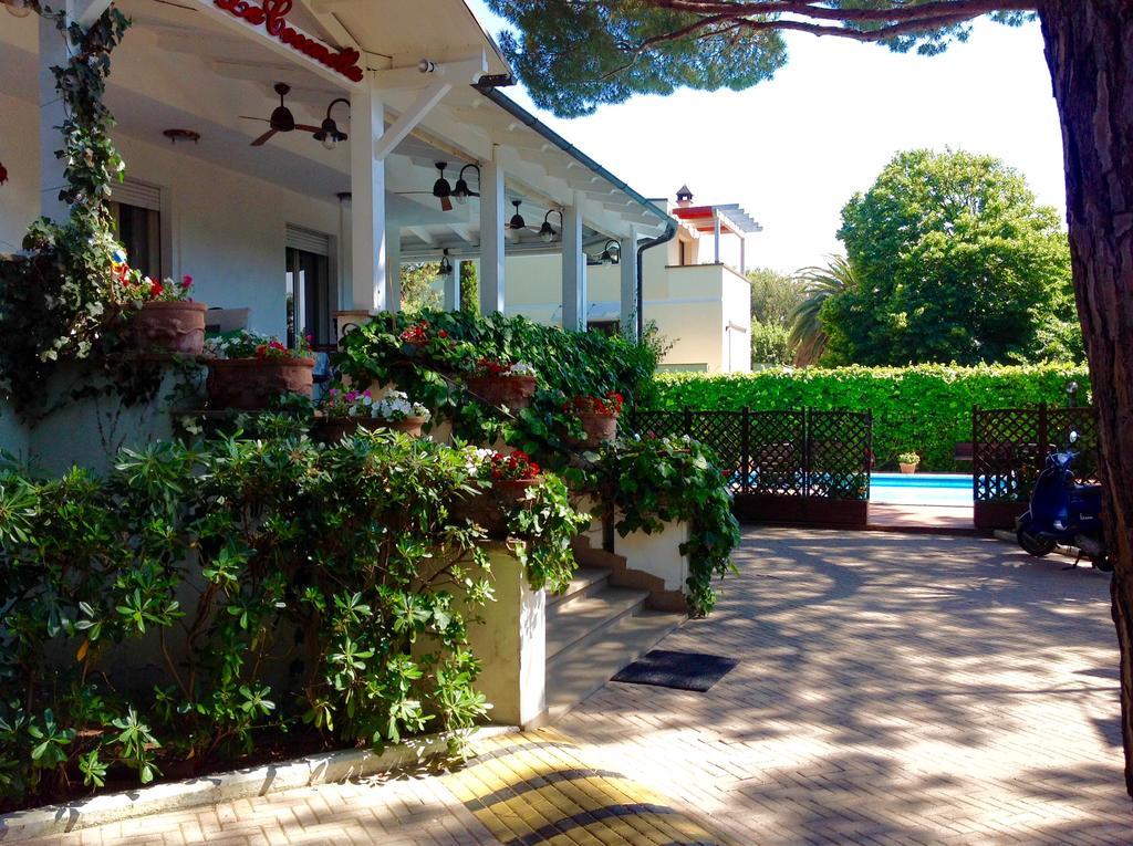 La Coccinella Residence San Vincenzo Buitenkant foto